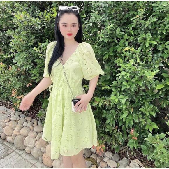 ZARA OPENWORK EMBROIDERED DRESS LIGHT YELLOW - Picture 4 of 12